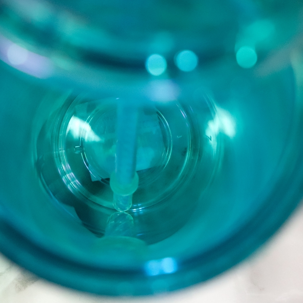 Starbucks set of 3 Iridescent Kelidoscope Tumblers with straws - Picture 6 of 9